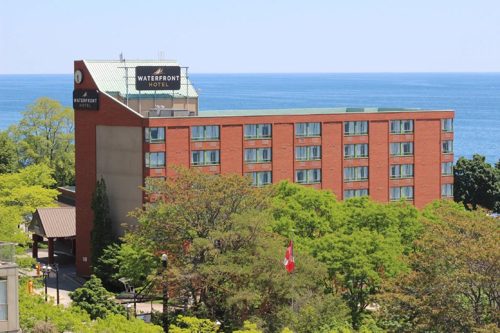 Waterfront Hotel Downtown Берлінгтон Екстер'єр фото